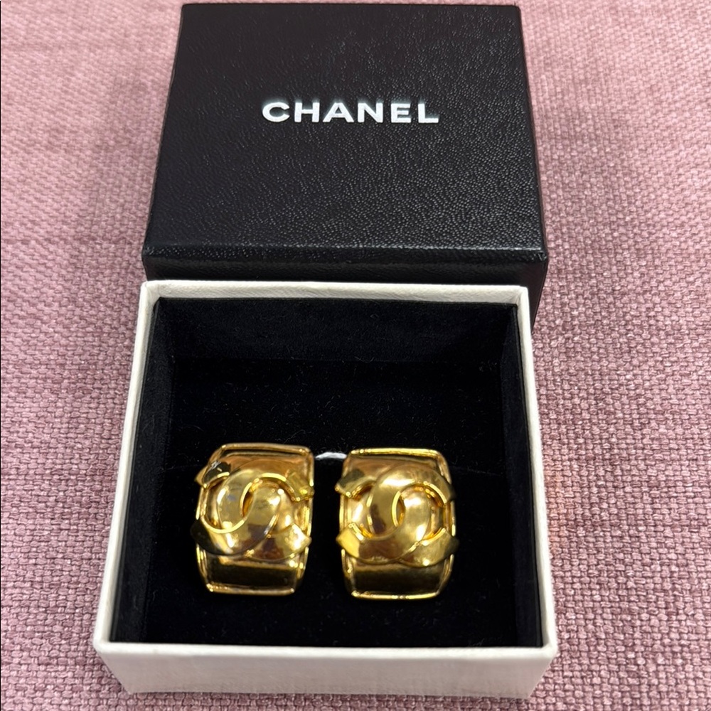 CHANEL Gold Logo Clip On Earrings